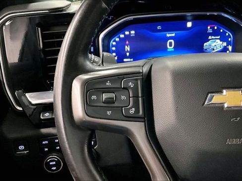 Used 2023 Chevrolet Silverado 1500 High Country w/ Technology Package AWD/4WD image 26