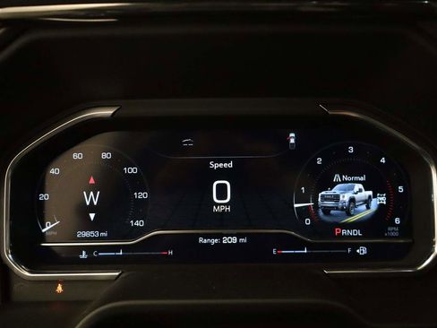 Used 2024 GMC Sierra 2500 AT4X image 4