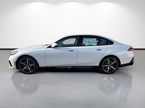 New 2027 BMW 530i w/ M Sport Package RWD image 6