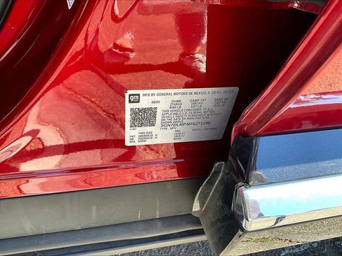 Certified 2024 Chevrolet Equinox EV LT FWD image 21