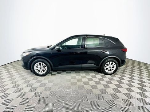 Certified 2025 Ford Escape Active w/ Cold Weather Package FWD image 8