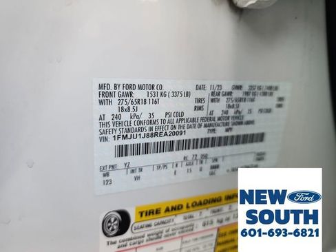 Used 2024 Ford Expedition XLT image 42