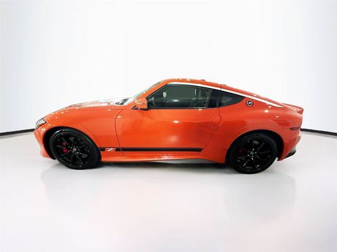 Used 2024 Nissan Z Performance w/ Heritage Edition RWD image 24