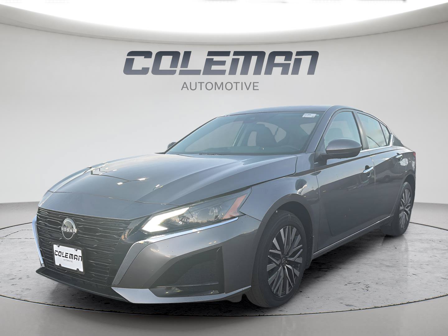Used 2023 Nissan Altima 2.5 SV w/ SV Premium Package AWD/4WD image 1