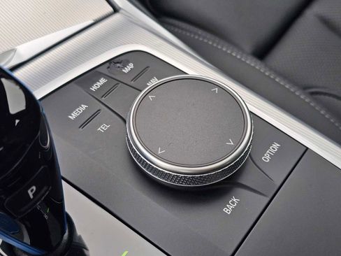 Used 2023 BMW i4 eDrive35 image 30