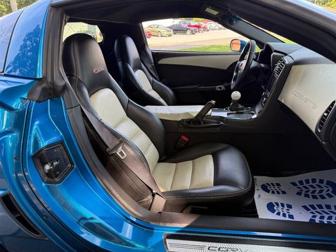 Used 2008 Chevrolet Corvette Z06 w/ Preferred Equipment Group RWD image 58