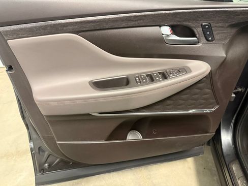 Used 2020 Hyundai Santa Fe Limited AWD/4WD image 21