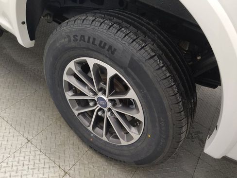 Used 2018 Ford F150 XLT w/ Equipment Group 302A Luxury AWD/4WD image 31