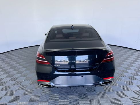 Used 2022 Genesis G70 3.3T RWD image 4