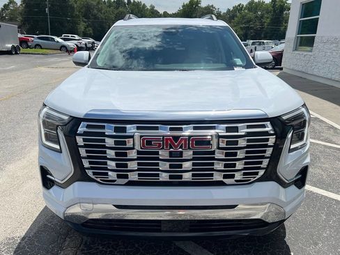 New 2027 GMC Terrain Denali w/ LPO, Floor Liner Package AWD/4WD image 5