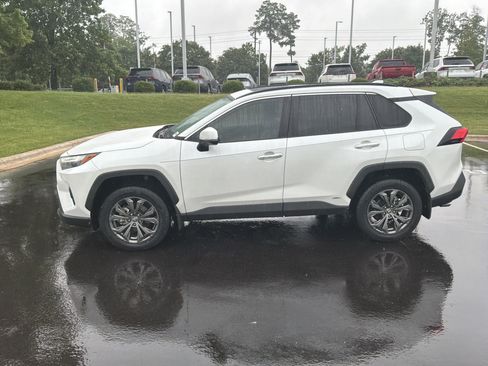 Used 2024 Toyota RAV4 Limited AWD/4WD image 7