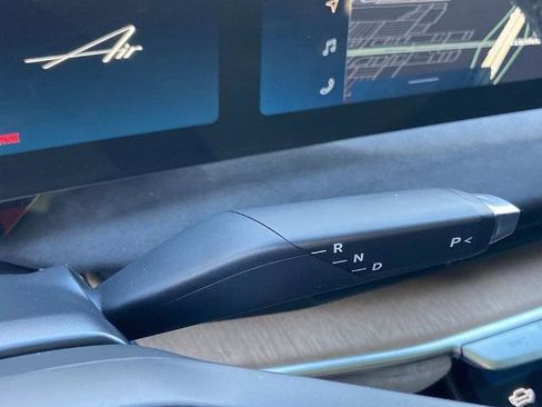 Used 2022 Lucid Air Grand Touring image 12