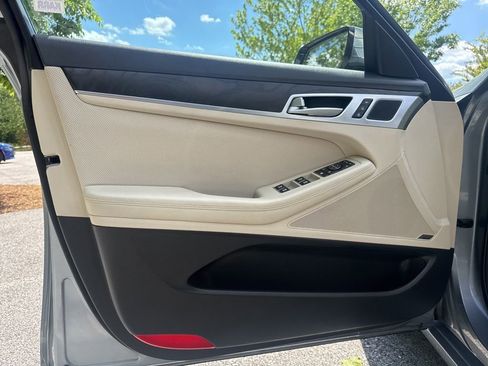 Used 2017 Genesis G80 5.0 Ultimate RWD image 14
