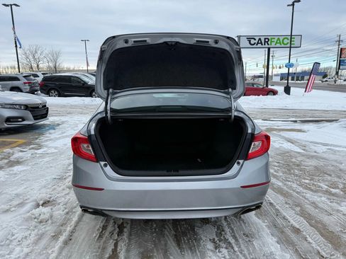 Used 2019 Honda Accord Sport image 13