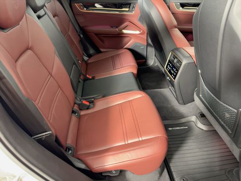 Certified 2025 Porsche Cayenne GTS image 29