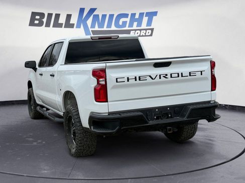 Used 2021 Chevrolet Silverado 1500 LT Trail Boss w/ LPO, Dark Essentials Package image 3