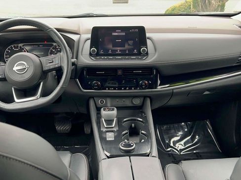 Used 2023 Nissan Rogue SL AWD/4WD image 27