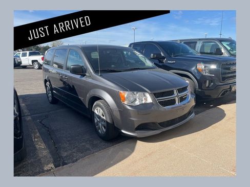 Used 2017 Dodge Grand Caravan SE w/ Power Window Group FWD image 1