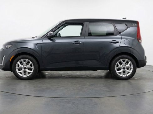 Used 2025 Kia Soul LX w/ LX Technology Package image 5