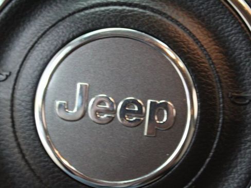 Used 2018 Jeep Compass Sport image 18