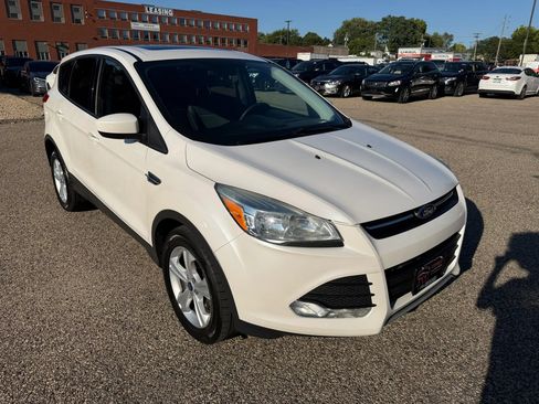 Used 2015 Ford Escape SE AWD/4WD image 8