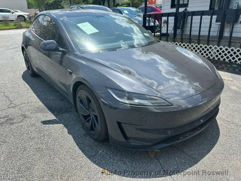 Used 2024 Tesla Model 3 Performance AWD/4WD image 2