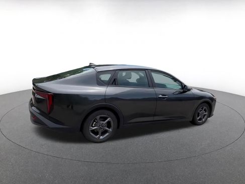 Used 2025 Kia K4 FWD image 14