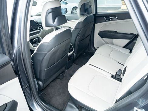 Used 2024 Kia Sportage EX FWD image 26