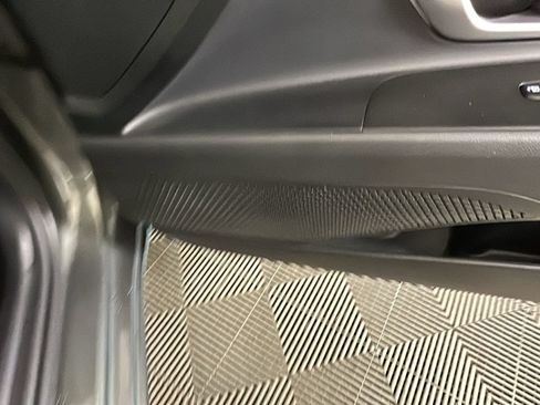 Certified 2024 Hyundai Elantra SE FWD image 35