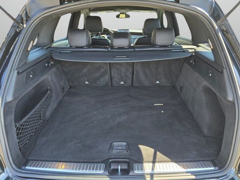Used 2019 Mercedes-Benz GLC 300 4MATIC image 18