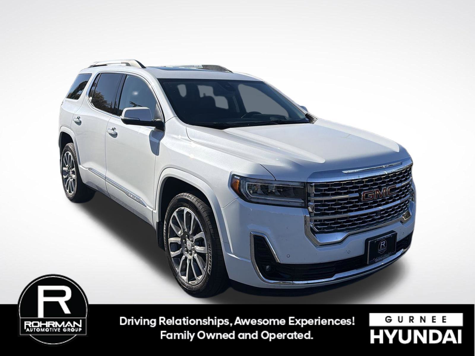 Used 2023 GMC Acadia Denali w/ Denali Ultimate Package AWD/4WD image 2