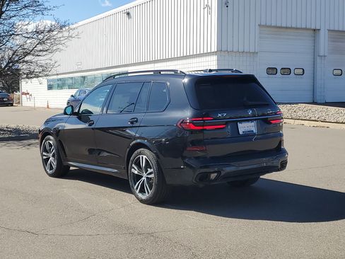 Certified 2023 BMW X7 xDrive40i w/ Executive Package image 2