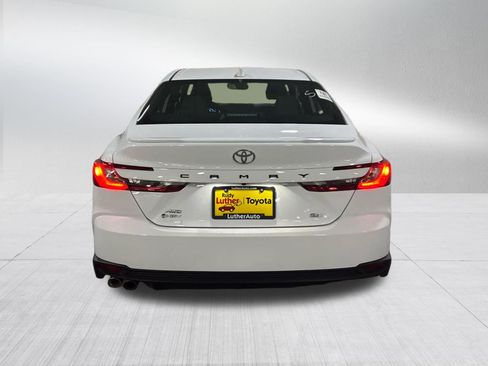 Used 2025 Toyota Camry SE w/ Convenience Package AWD/4WD image 5