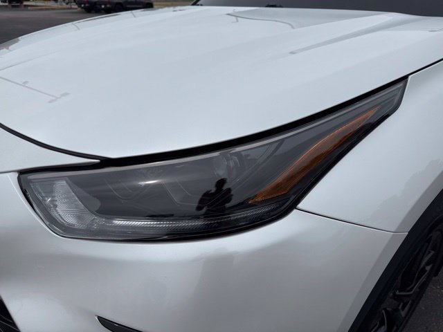 Used 2024 Toyota Highlander XSE AWD/4WD image 9