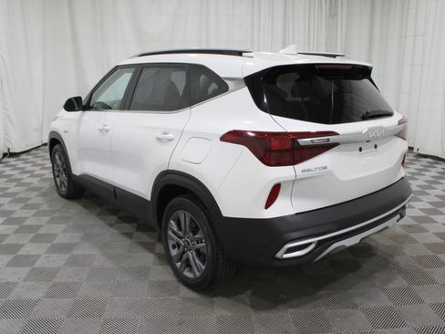 Used 2023 Kia Seltos S w/ Navigation Package image 33