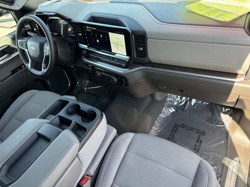 Used 2026 Chevrolet Silverado 1500 LT RWD image 31