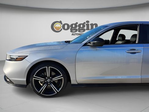 Certified 2023 Honda Accord Sport image 40