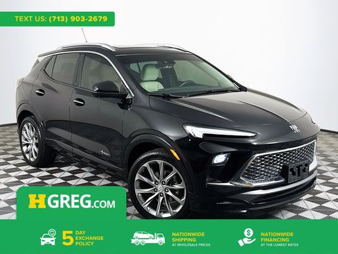 Used 2024 Buick Encore GX Avenir w/ Avenir Technology Package FWD image 1