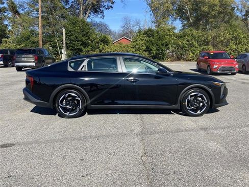 New 2025 Kia K4 EX image 2