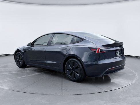 Used 2025 Tesla Model 3 Long Range AWD/4WD image 2
