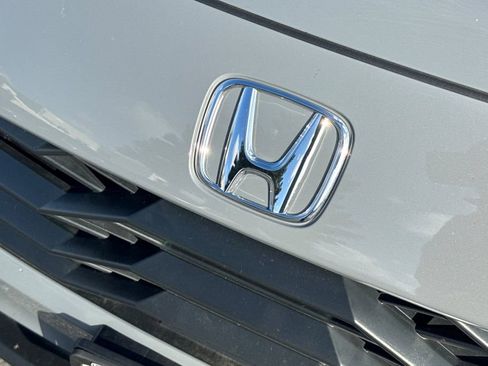 Used 2025 Honda HR-V Sport image 7