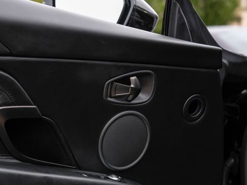 Used 2020 Aston Martin DB11 Coupe RWD image 47