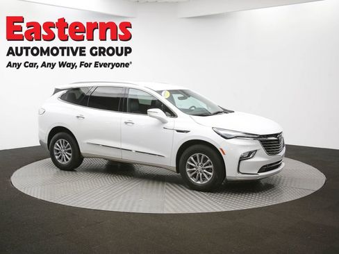 Used 2024 Buick Enclave Premium image 50