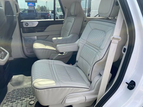Used 2020 Lincoln Navigator Black Label w/ Cargo Convenience Package AWD/4WD image 22