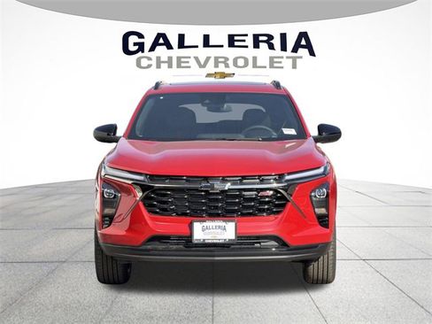 New 2026 Chevrolet Trax RS w/ Sunroof Package image 3