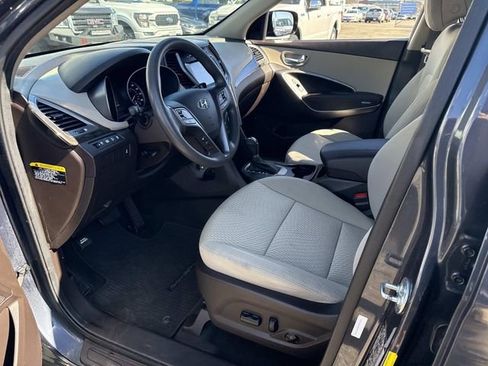 Used 2017 Hyundai Santa Fe Sport image 23