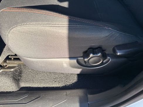 Used 2019 Toyota Tacoma TRD Off-Road image 13