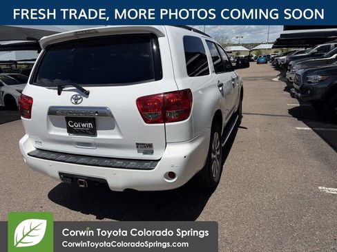 Used 2014 Toyota Sequoia Limited AWD/4WD image 7