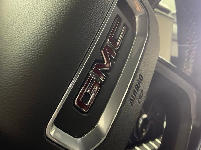 Used 2025 GMC Acadia AT4 AWD/4WD image 47