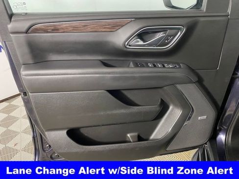 Used 2022 Chevrolet Tahoe LT w/ Luxury Package image 12